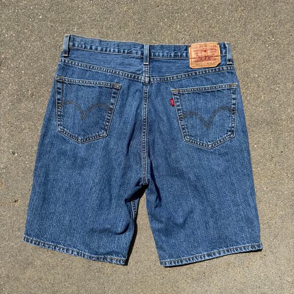 Y2K Levi's 505 Regular Fit Blue Jean Shorts Jorts Denim Size 36 - Picture 1 of 8